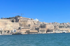 The Noon Gun in the Saluting Battery seen from the Upper Barrakka Gardens spotted during a Harbor Tour 