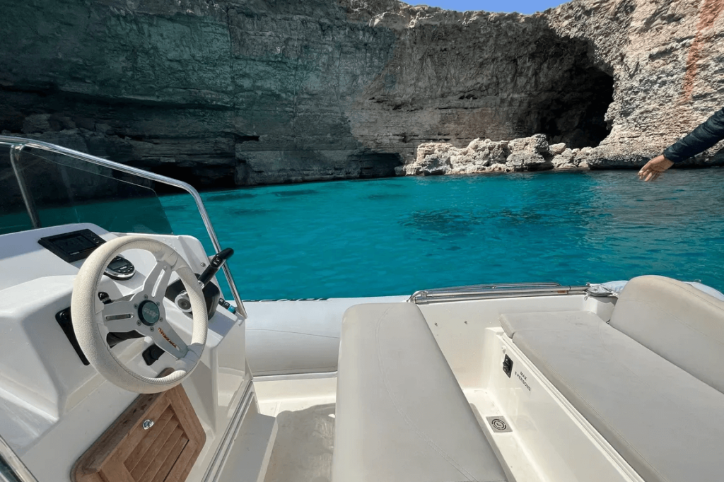 Santa-Marija-Caves-Comino
